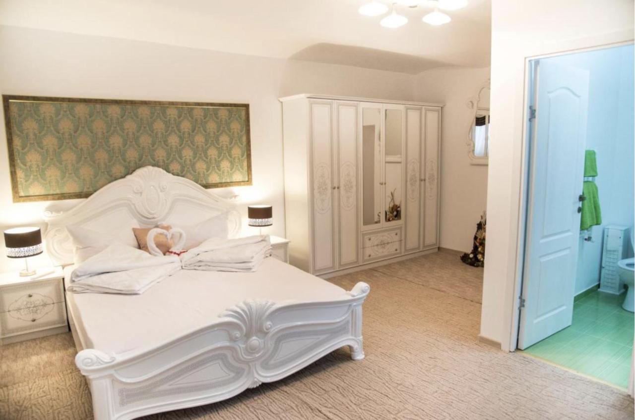Wall St House Sibiu Ngoại thất bức ảnh