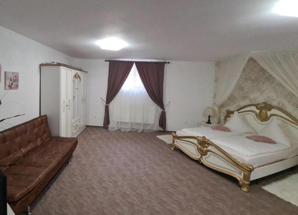 Wall St House Sibiu Ngoại thất bức ảnh