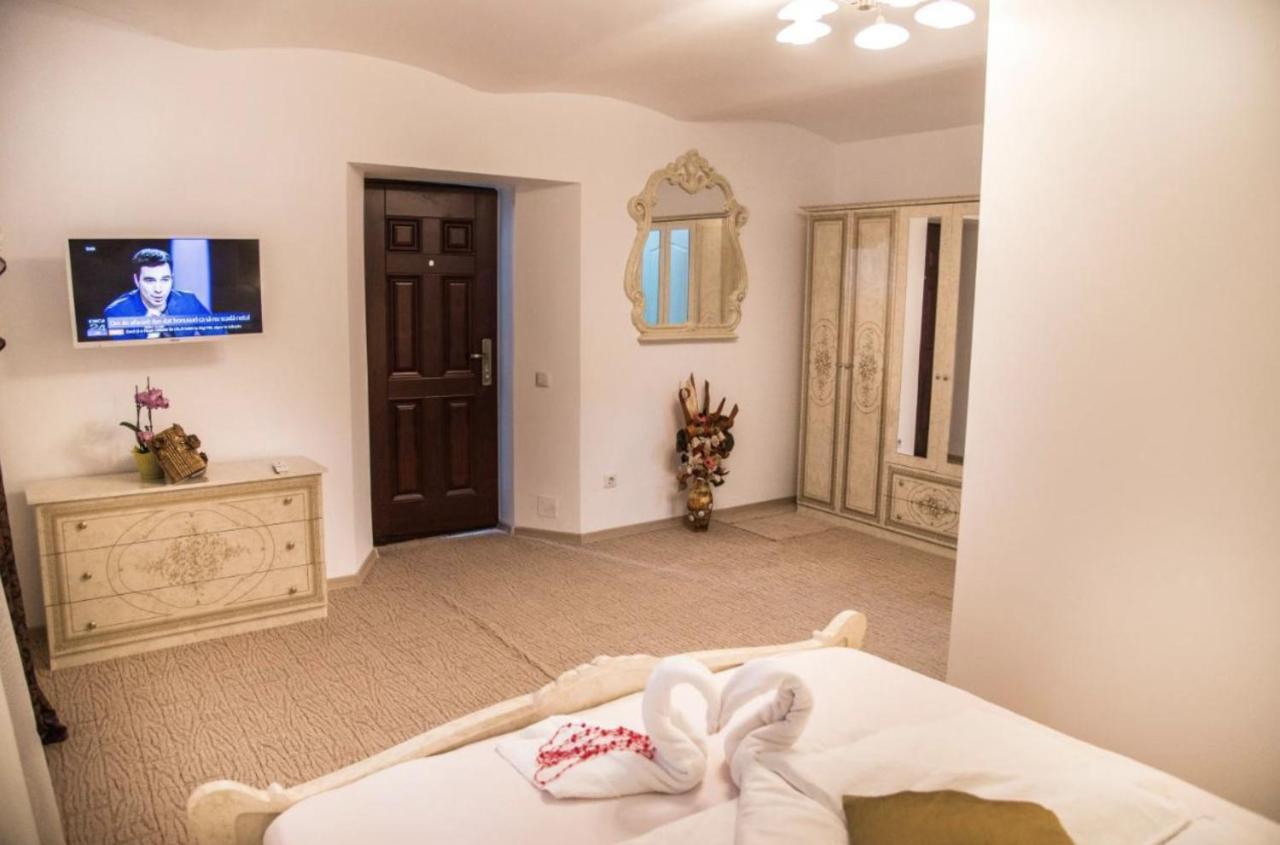 Wall St House Sibiu Ngoại thất bức ảnh