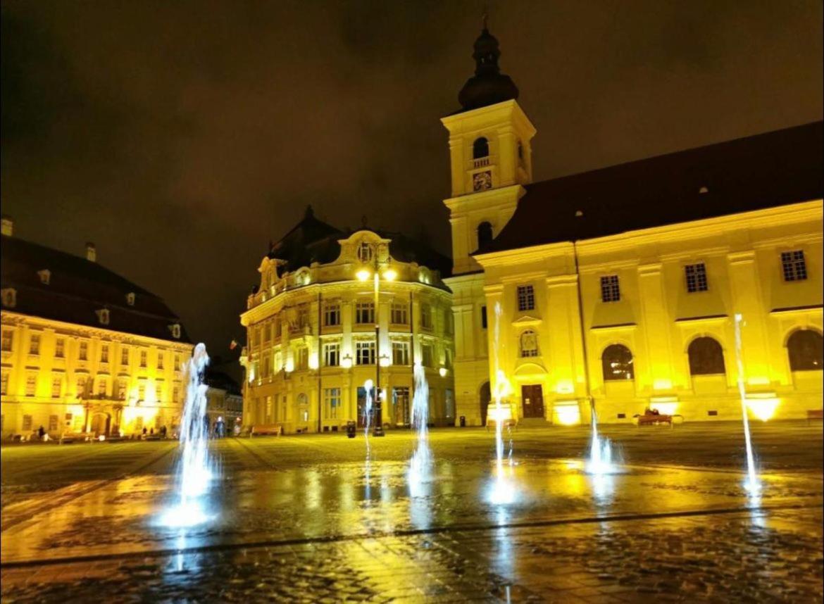 Wall St House Sibiu Ngoại thất bức ảnh